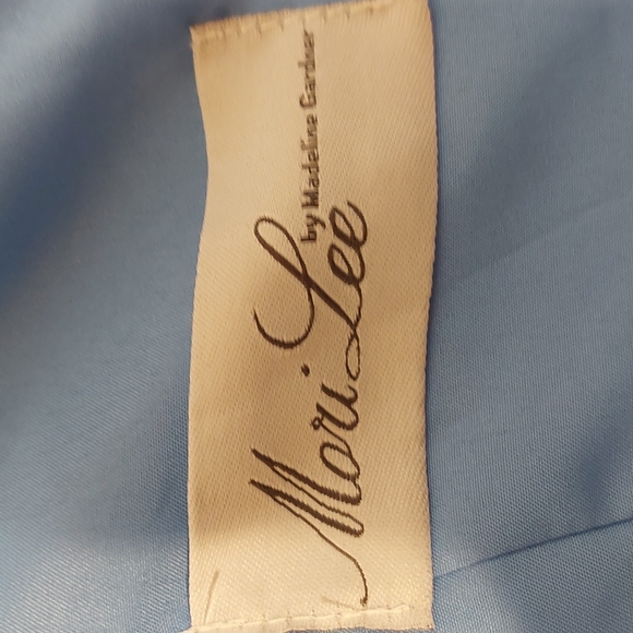 Mari Lee Dress - Picture 6 of 7
